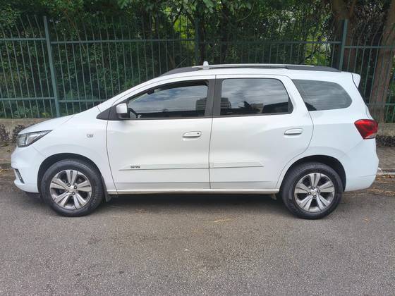 CHEVROLET SPIN 1.8 PREMIER 8V FLEX 4P AUTOMÁTICO CHEVROLET SPIN 1.8 PREMIER 8V FLEX 4P AUTOMÁTICO
